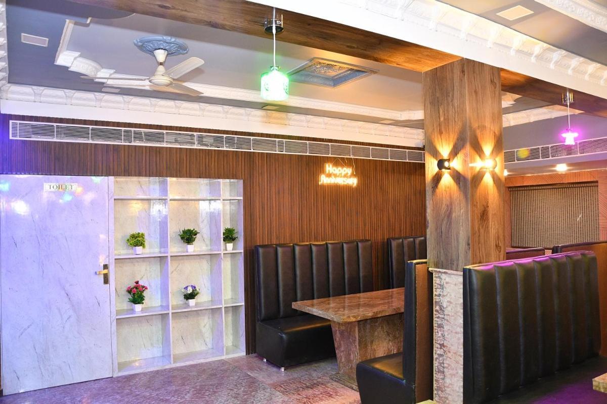 Ganpati Plaza Hotel Ajmer Bagian luar foto